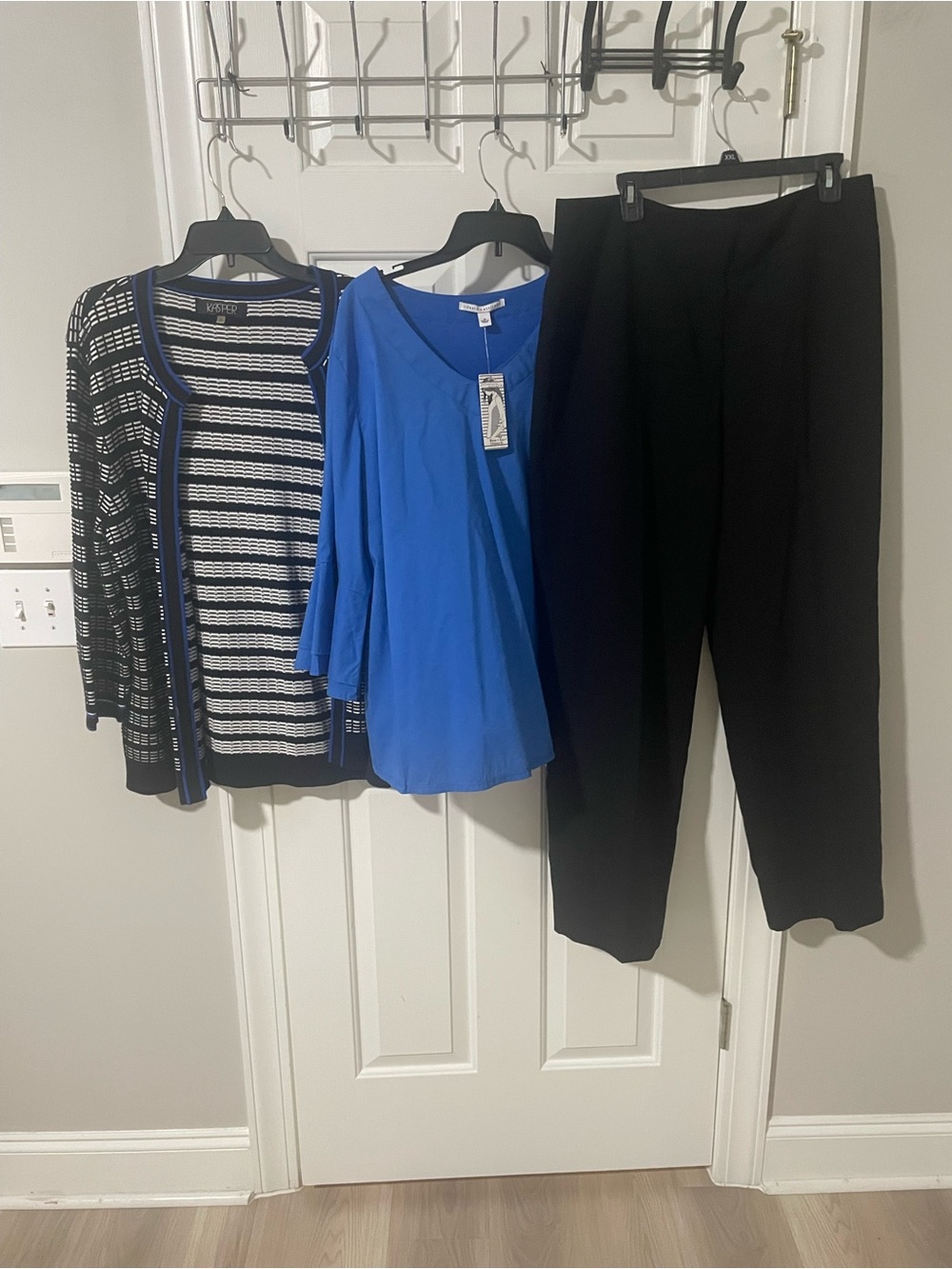 Women's Blue Blouse and Black Pants Outfit kasper sz16 cardigan xl top nwt